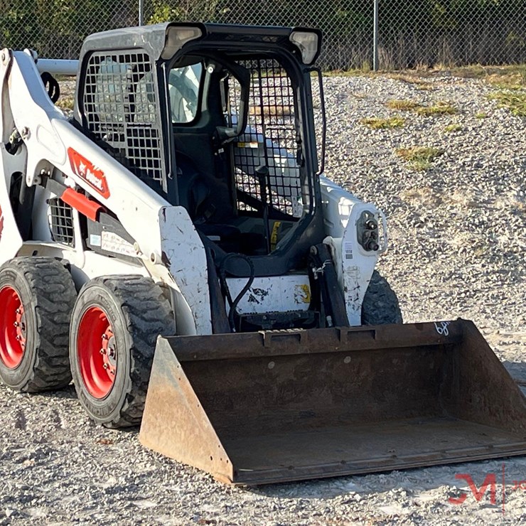 BOBCAT S590