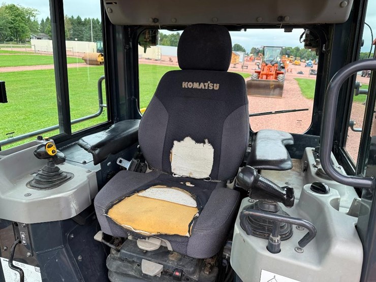 komatsu-d51px-24-image-45