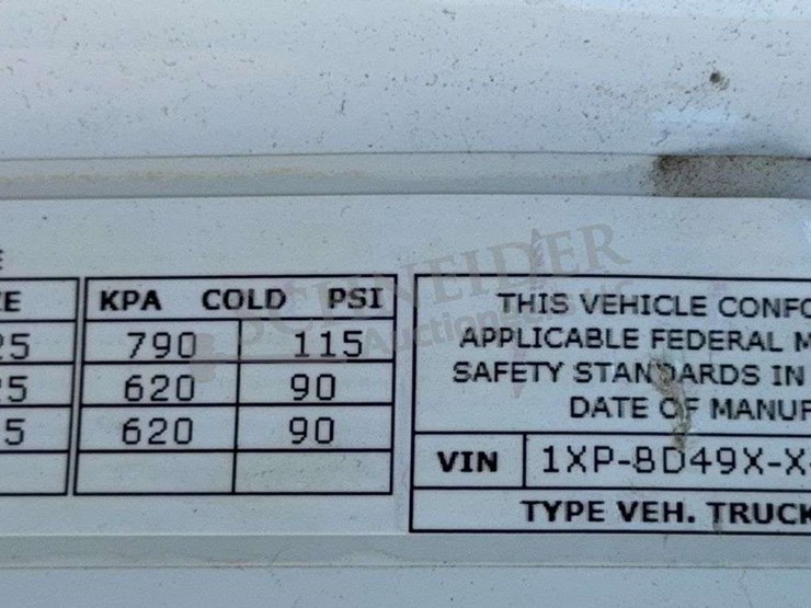 2020-peterbilt-579-image-70