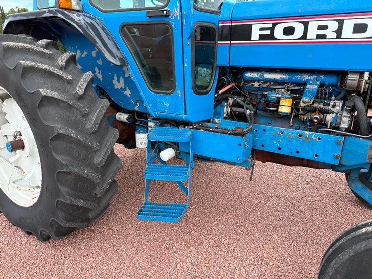 ford-8630-image-15