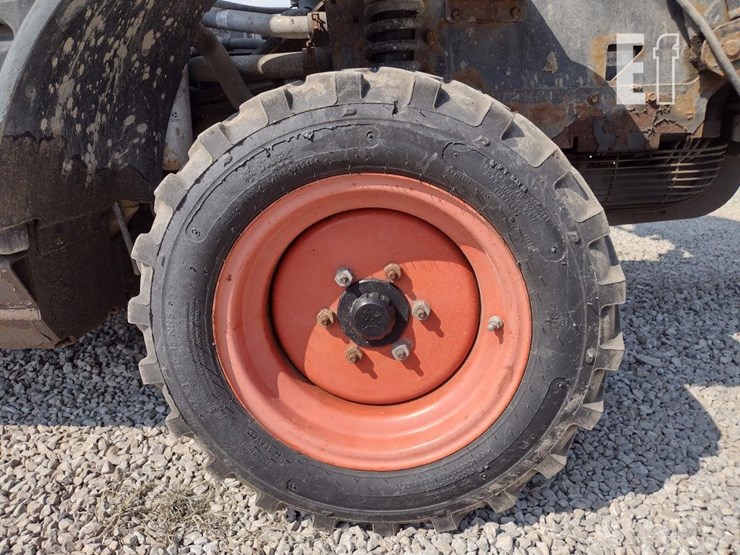 2021-bobcat-toolcat-5600-image-17