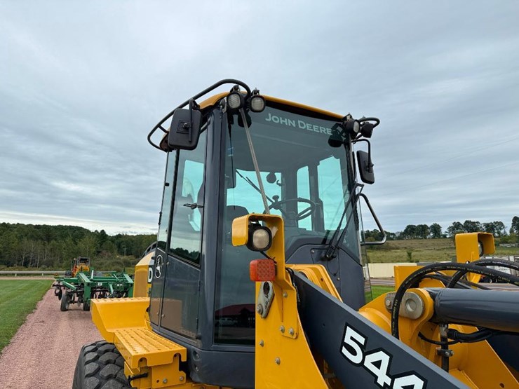 deere-544k-image-17
