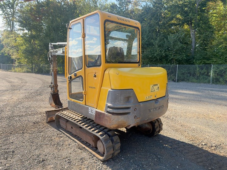 2003-volvo-ec35-image-3