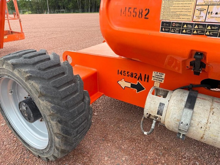 jlg-600aj-image-9