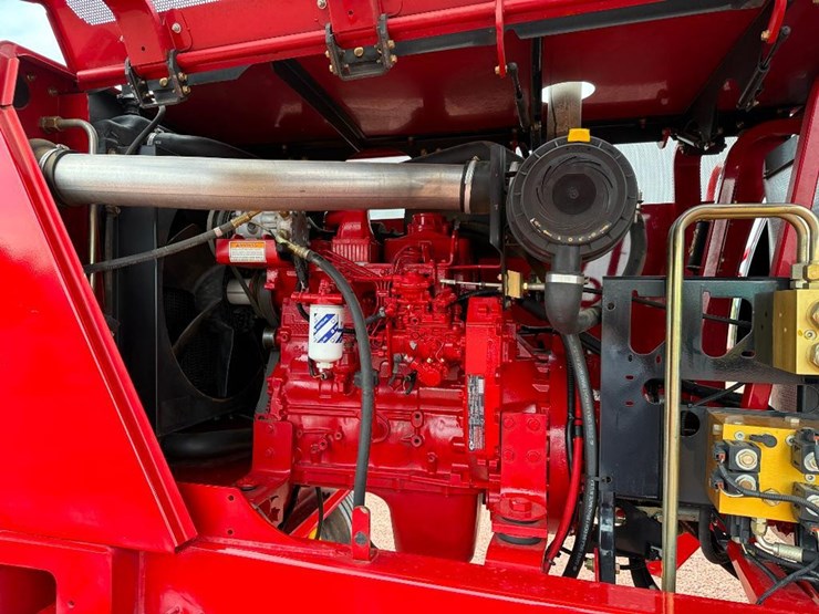 new-holland-hw305-image-40