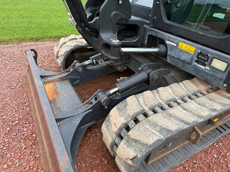 bobcat-e85-image-12