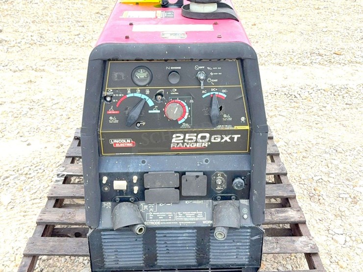 lincoln-ranger-250-gxt-welder-generator-image-3