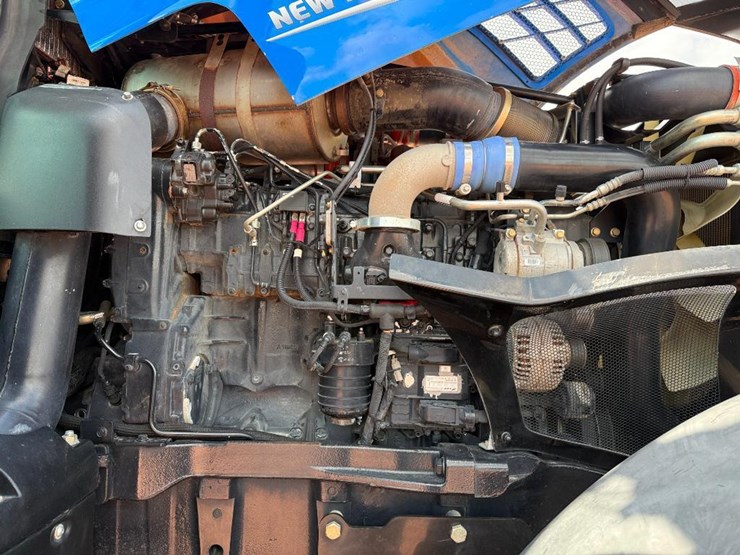 new-holland-t8.320-image-52