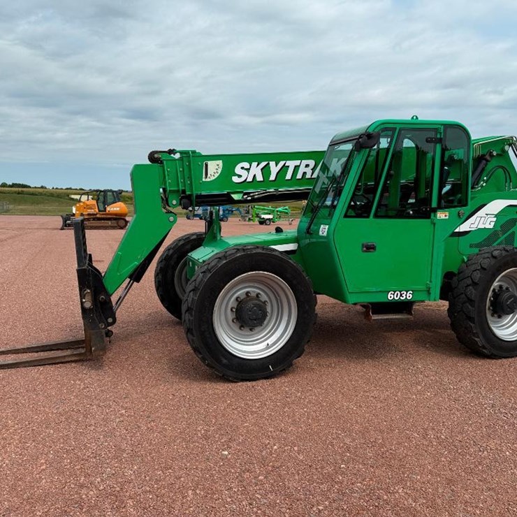2015 SKY TRAK 6036