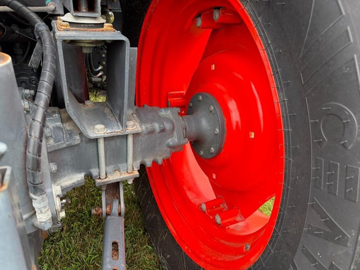 kubota-m6-111-image-37
