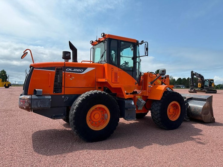 doosan-dl220-5-image-4