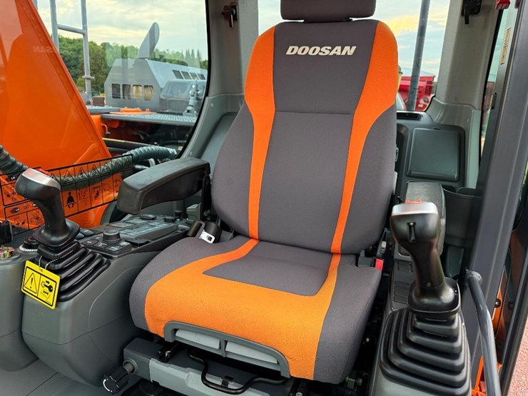 2016-doosan-dx225-lc-5-image-49