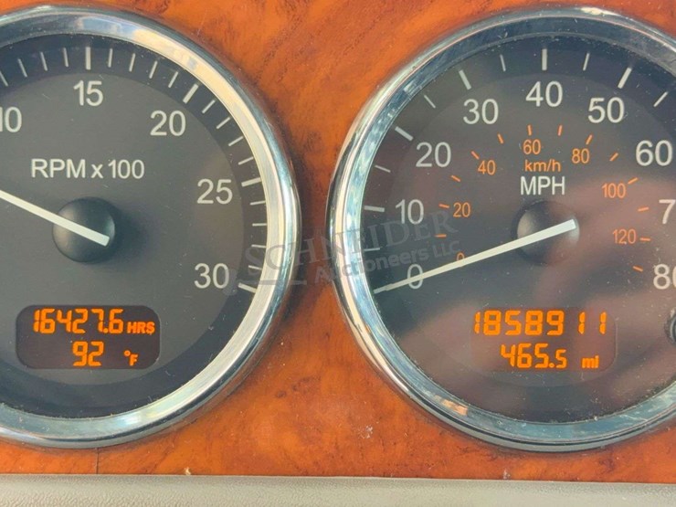 2007-peterbilt-386-image-59