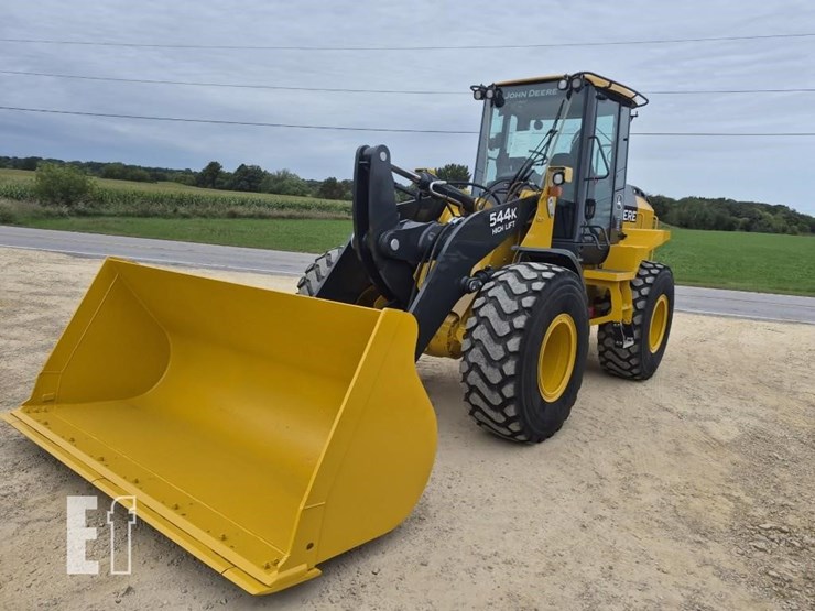 2015-deere-544k-image-7