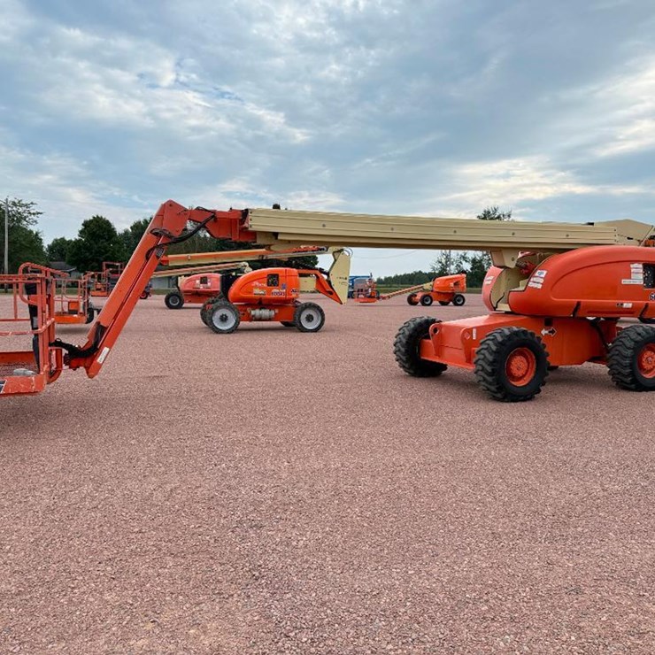 JLG 660SJ
