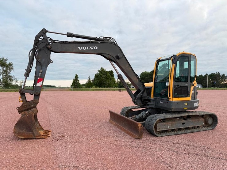 volvo-ecr88-image-1