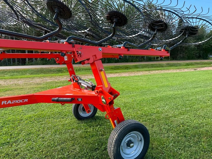 2022-kubota-ra210cr-image-11