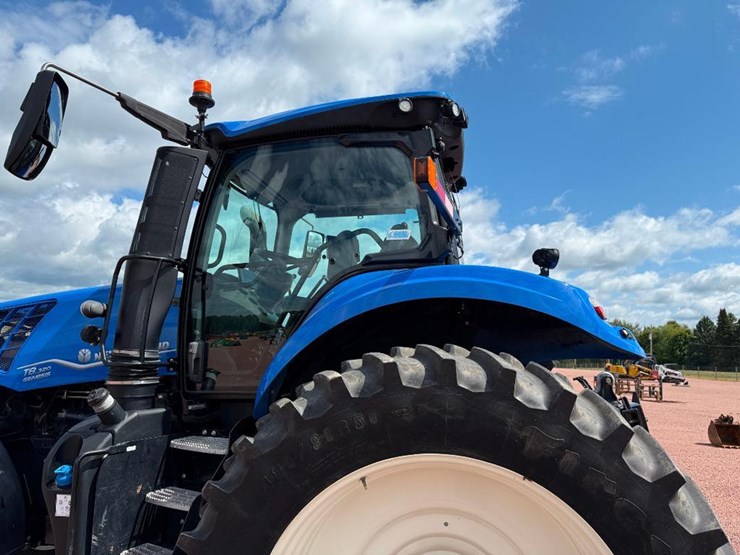 new-holland-t8.320-image-33
