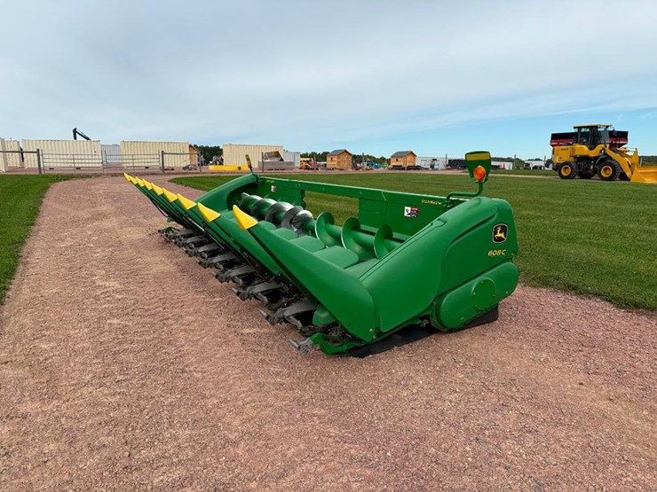 john-deere-608c-stalkmaster-image-1