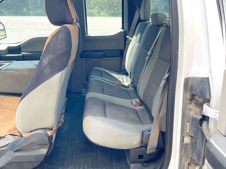 2017-ford-f150-image-33