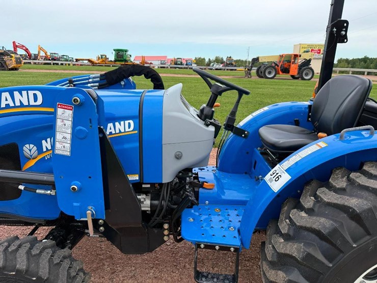 new-holland-workmaster-35-image-11