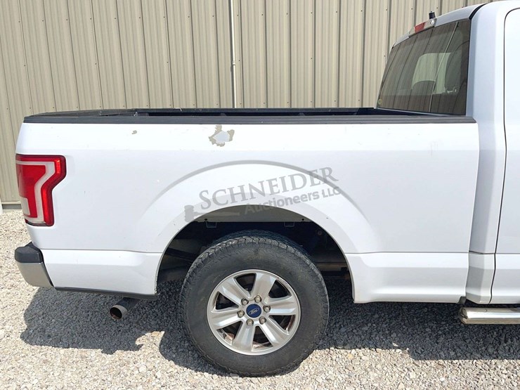 2017-ford-f150-image-19