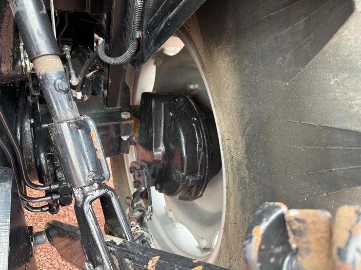 case-ih-farmall-70-image-32