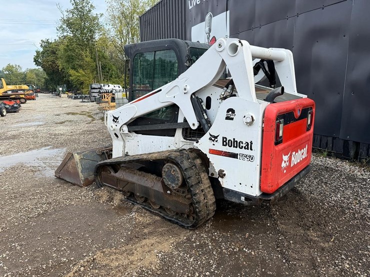 2016-bobcat-t650-image-2