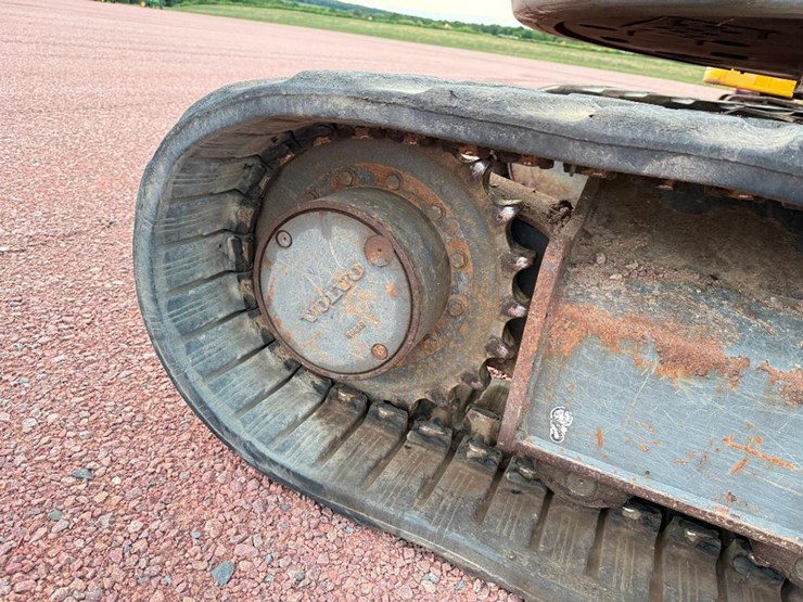 volvo-ecr88-image-17
