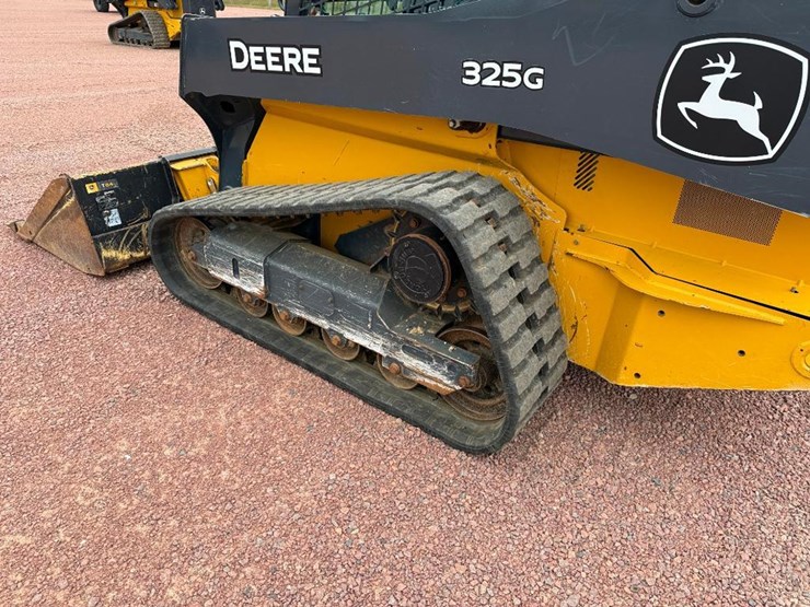2020-deere-325g-image-8