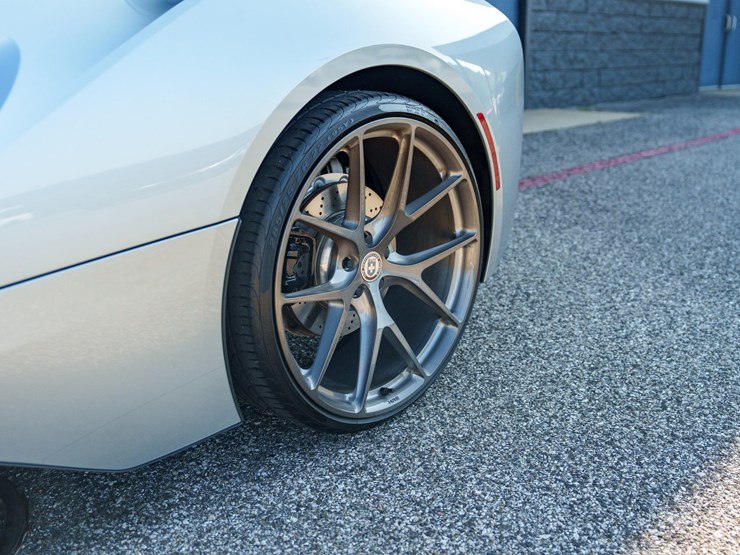 #1064-•-2015-bmw-i-8-image-33