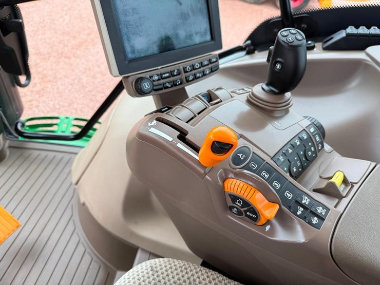 john-deere-6120r-image-54
