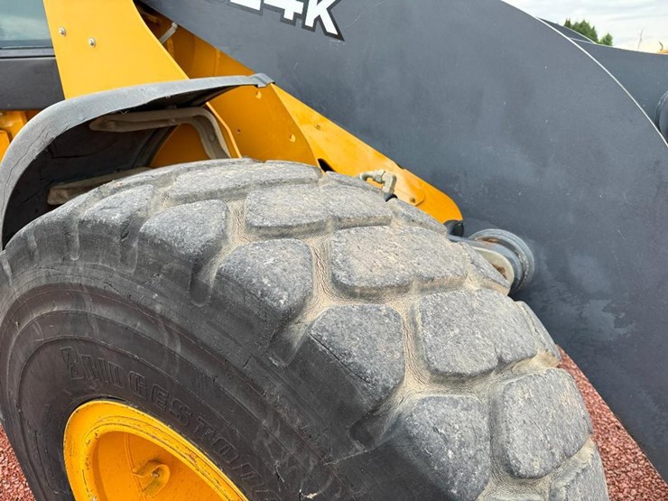 deere-624k-image-9