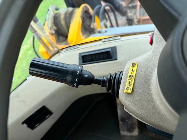 jcb-426b-image-49