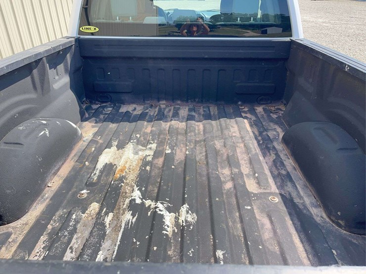 2017-ford-f150-image-23