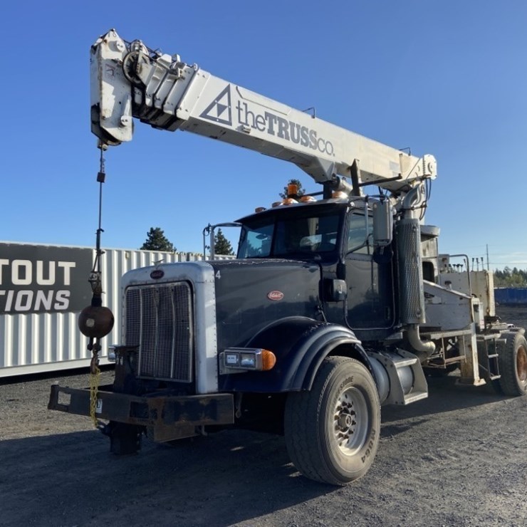 2005 PETERBILT 357