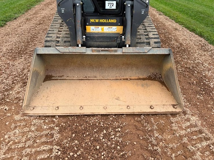 new-holland-c238-image-15