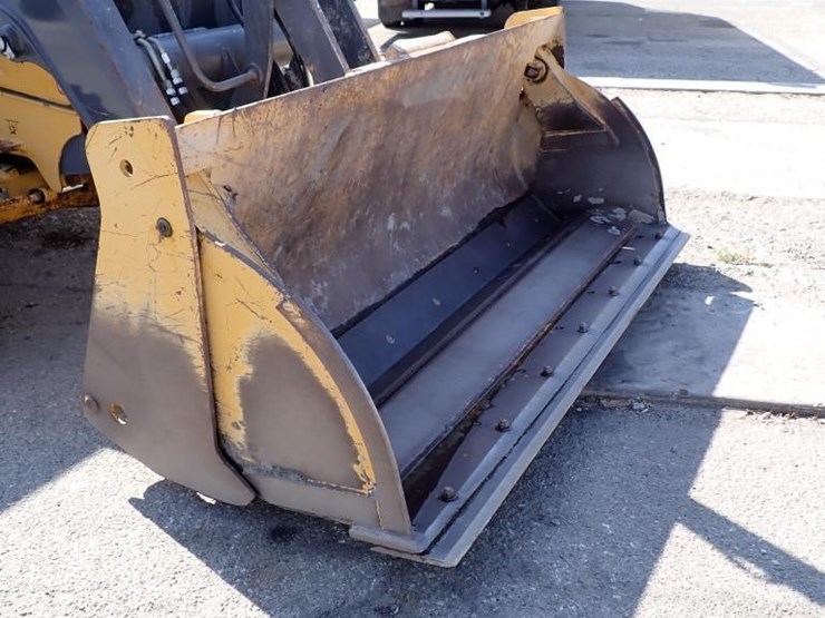 2019-deere-210lep-image-6