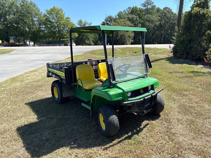 john-deere-gator-image-7