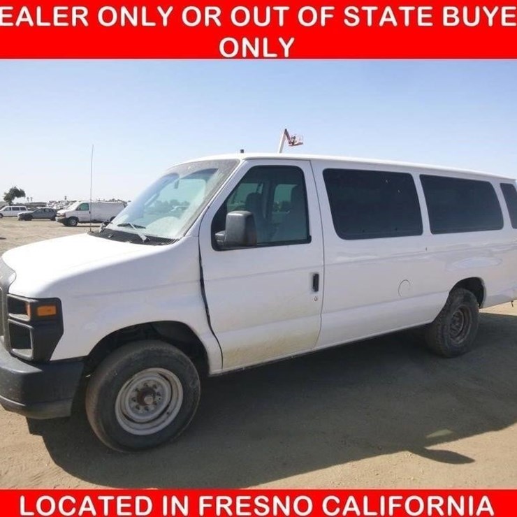 2012 FORD E350