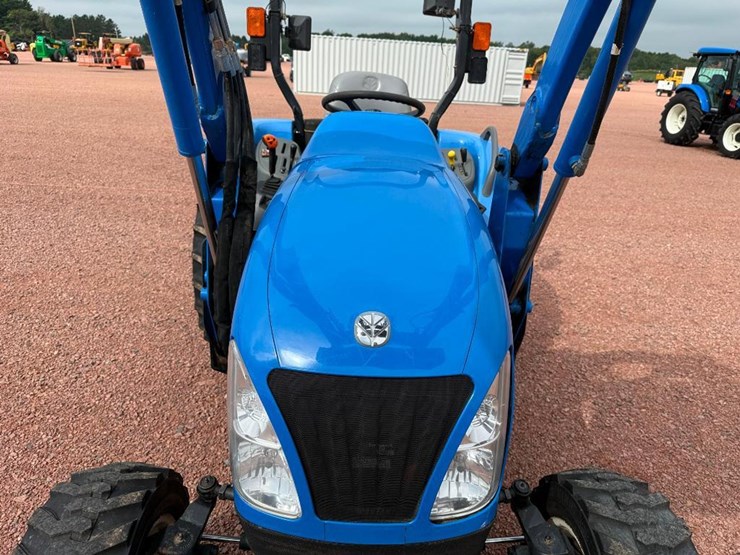 new-holland-tc35da-image-30