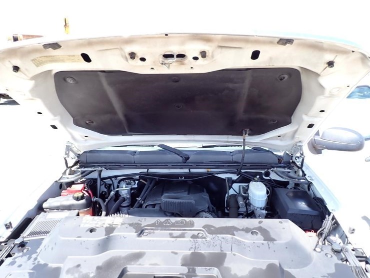 2012-chevrolet-2500-image-10