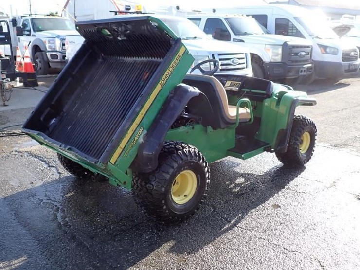 2012-john-deere-gator-image-3