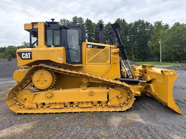 caterpillar-d6t-lgp-image-4
