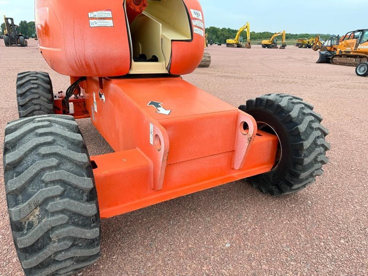 jlg-660sj-image-18