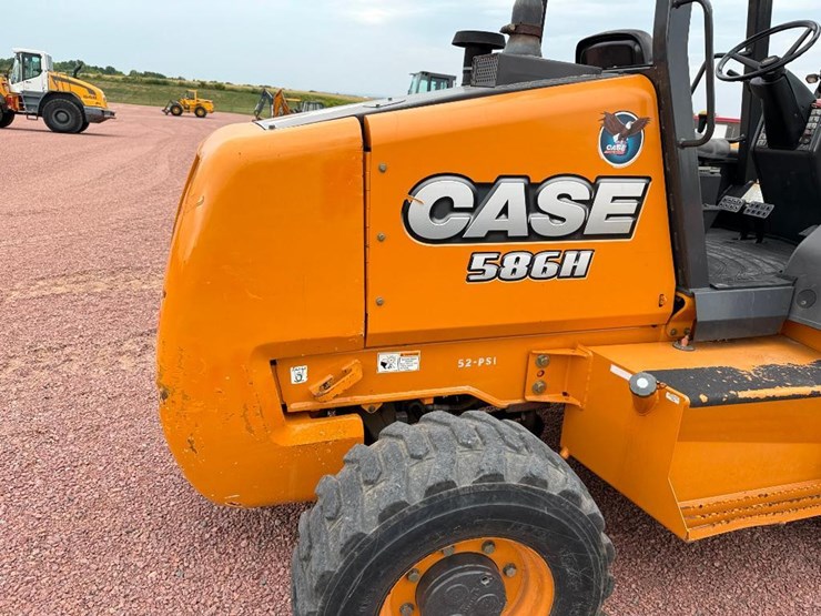 case-586h-image-14