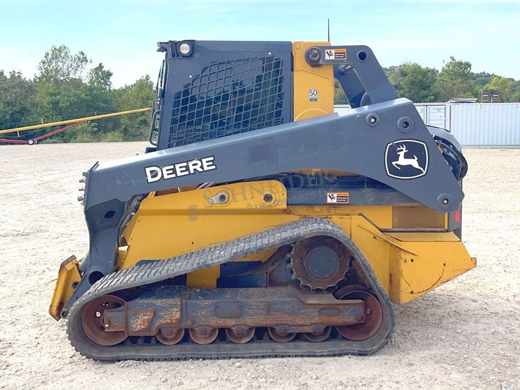 2020-deere-331g-image-4