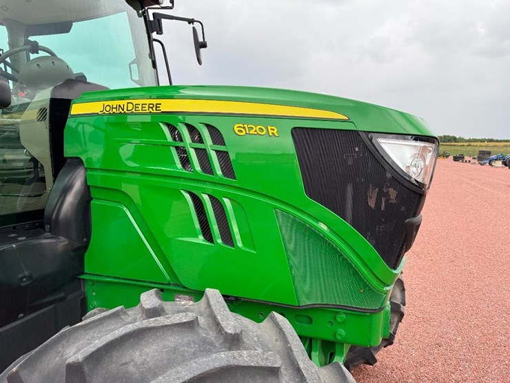 john-deere-6120r-image-29
