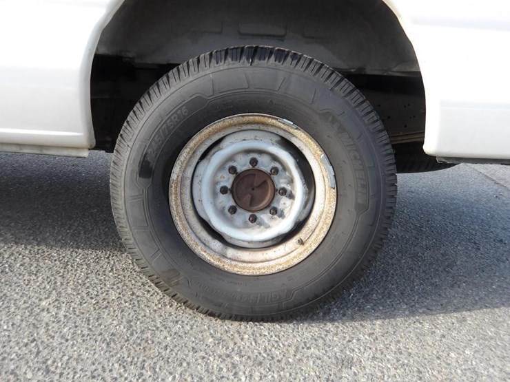 2005-ford-e350-image-5