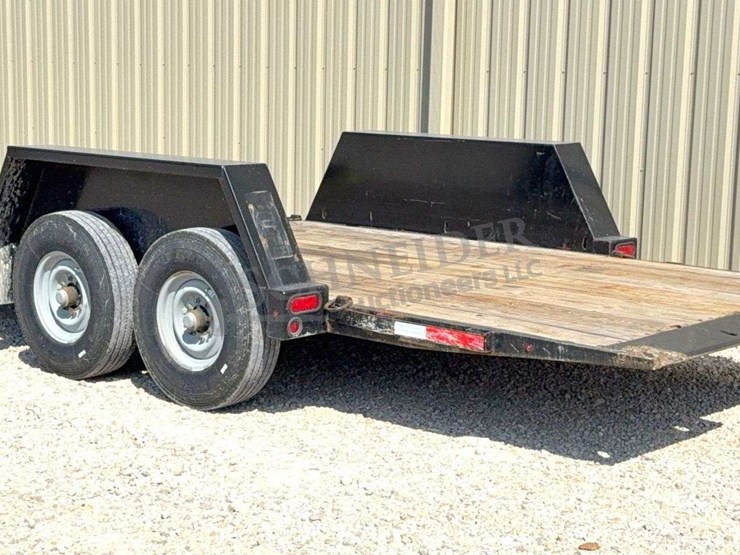 2025-region-welding-18'-hydraulic-lowering-flatbed-trailer-image-9